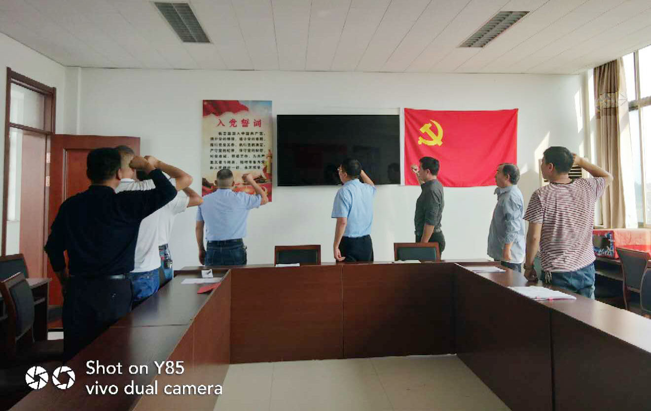 f168819acc3570cff5d3958e31b7b4d.jpg f168819acc3570cff5d3958e31b7b4d.jpg