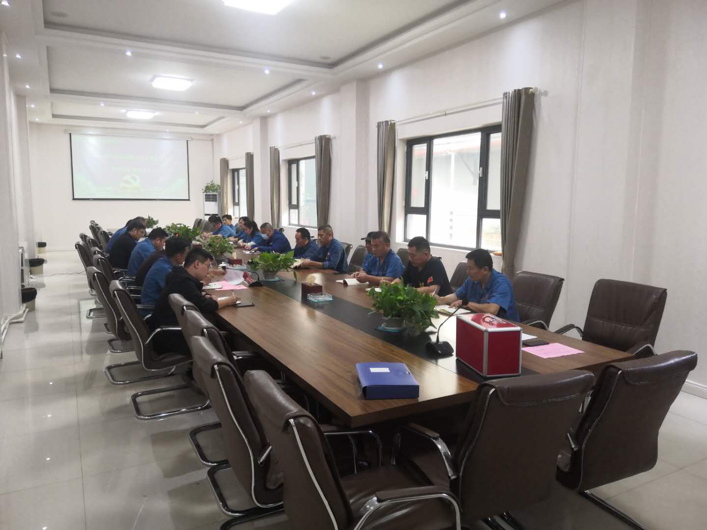 鎺ユ敹棰勫鍏氬憳44.jpg 鎺ユ敹棰勫鍏氬憳44.jpg