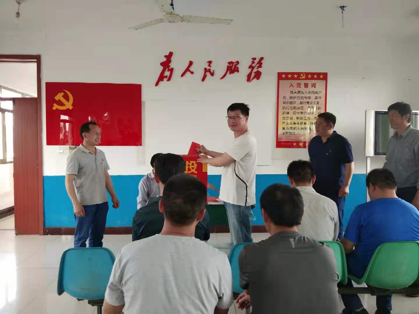 963b4215a50a58a8338a3618abd4c61.jpg 963b4215a50a58a8338a3618abd4c61.jpg