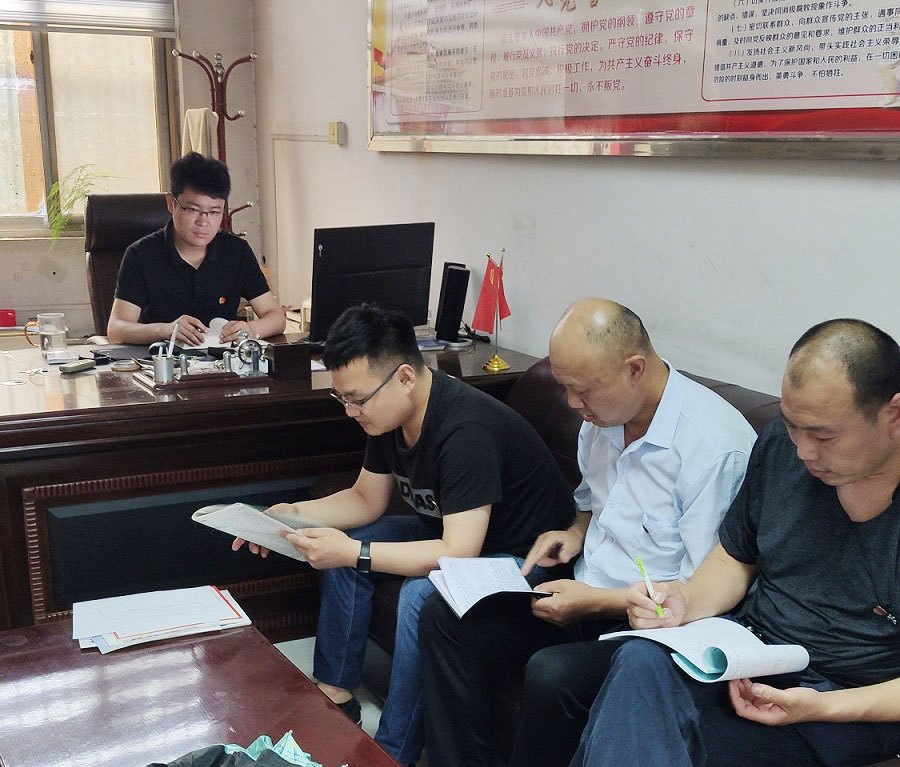 2e7c6bf490ba378bb094e03166654bb.jpg 2e7c6bf490ba378bb094e03166654bb.jpg