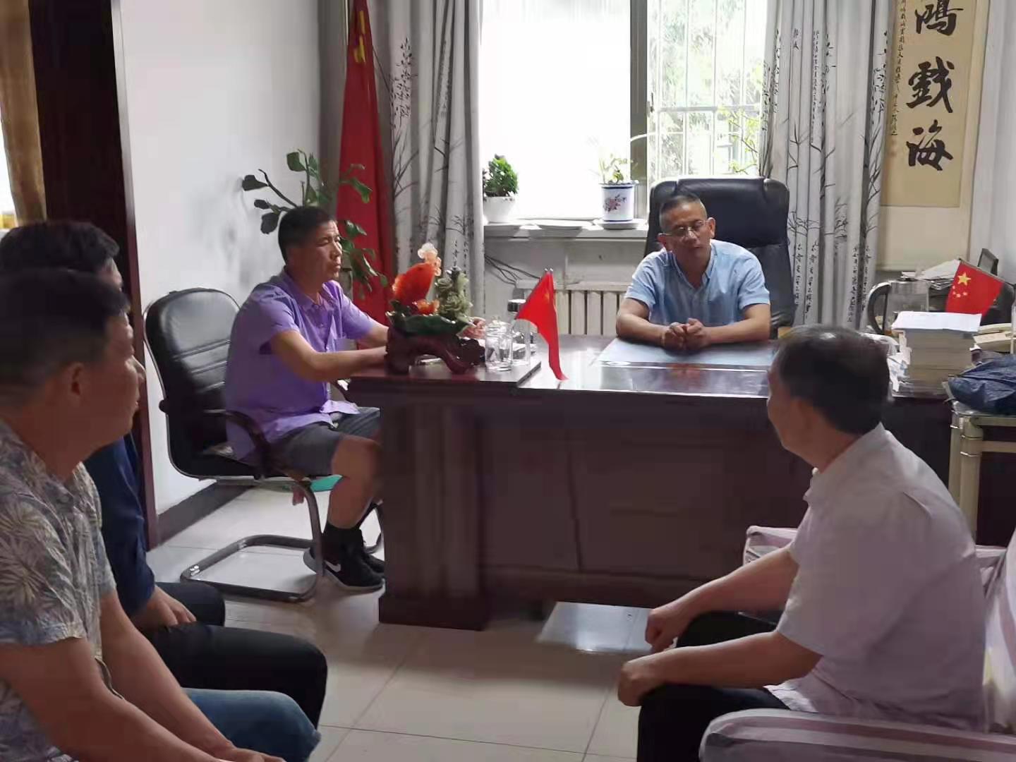 8e2c5e8e6dd1b950ab65cee90fa575e.jpg 8e2c5e8e6dd1b950ab65cee90fa575e.jpg