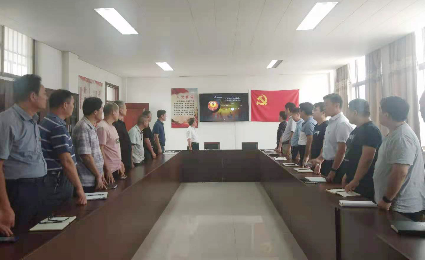 4cd1c559932b1b01565c0fe82c55535.jpg 4cd1c559932b1b01565c0fe82c55535.jpg