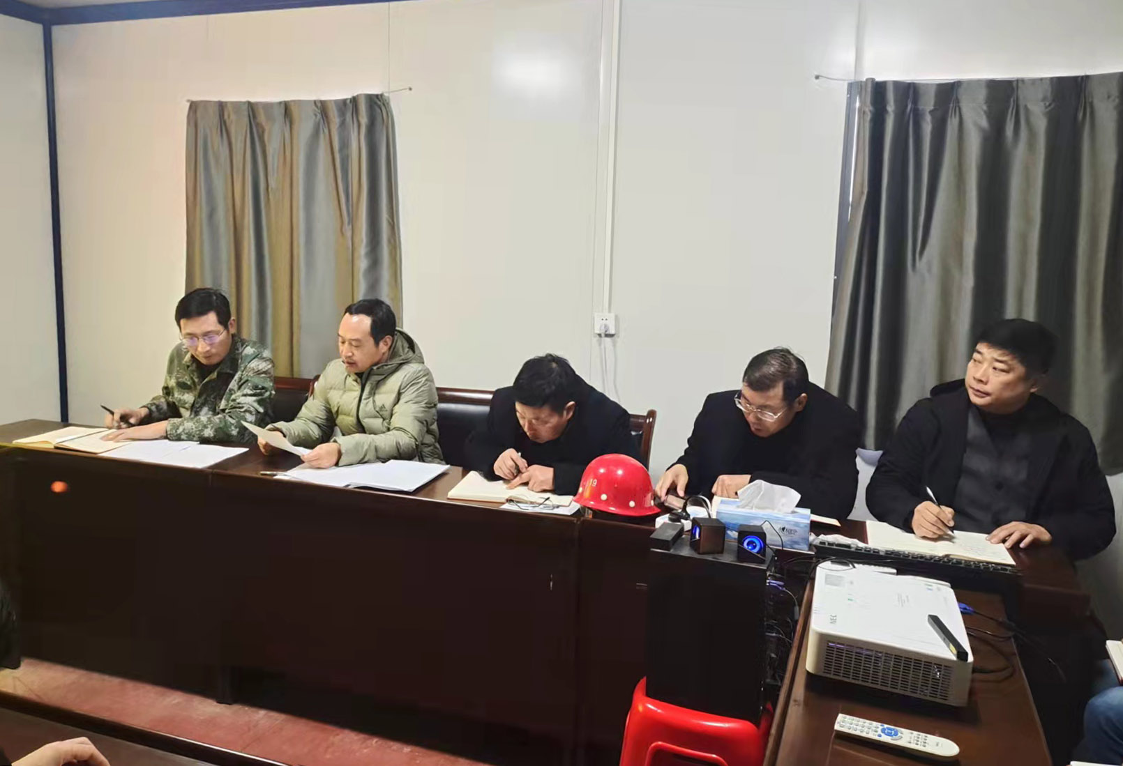 11鏈堜富棰樺粔鏀挎暀鑲叉棩03.jpg 11鏈堜富棰樺粔鏀挎暀鑲叉棩03.jpg