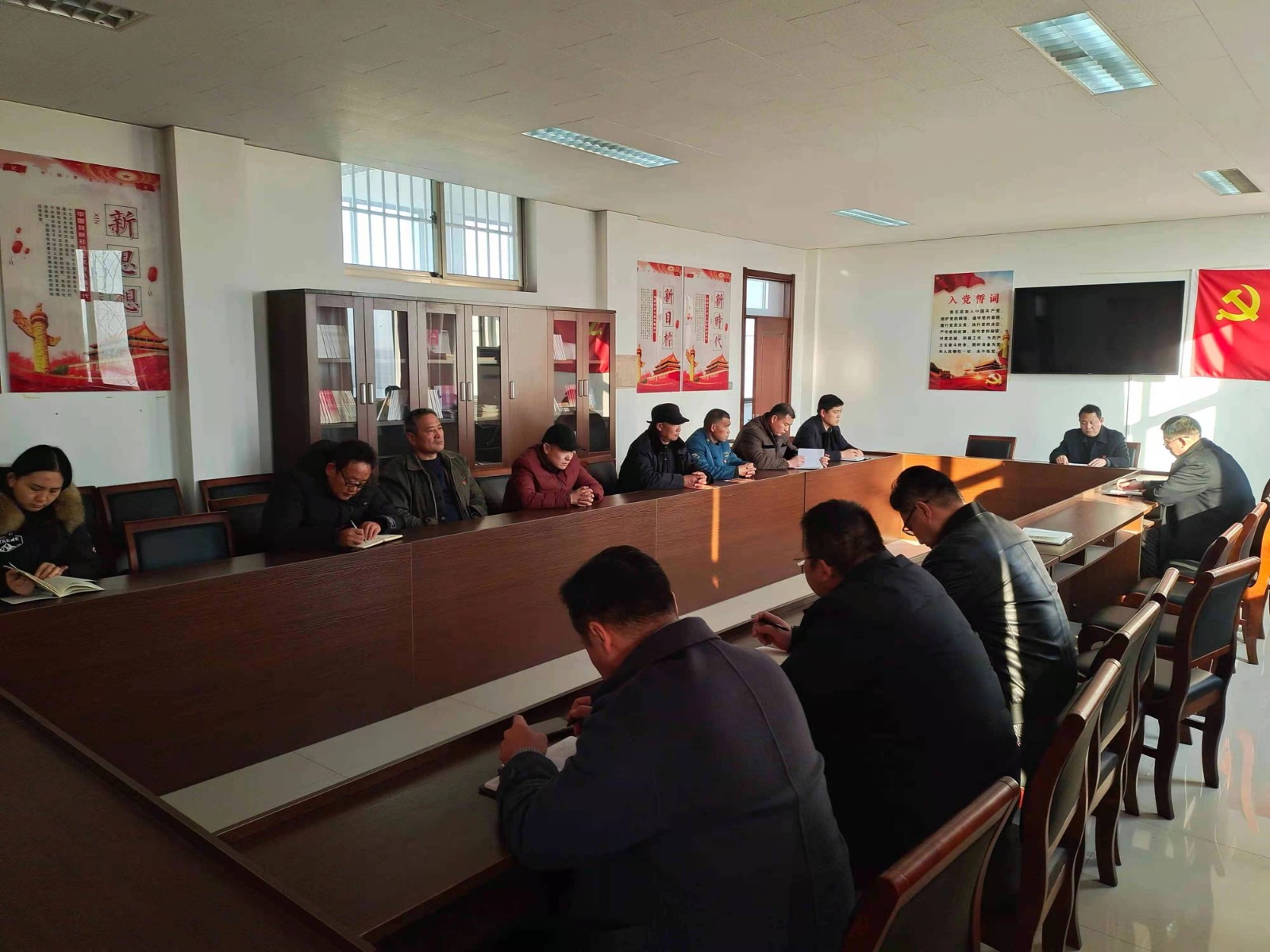 04b56a851cd840cb8dff497f110312c.jpg 04b56a851cd840cb8dff497f110312c.jpg