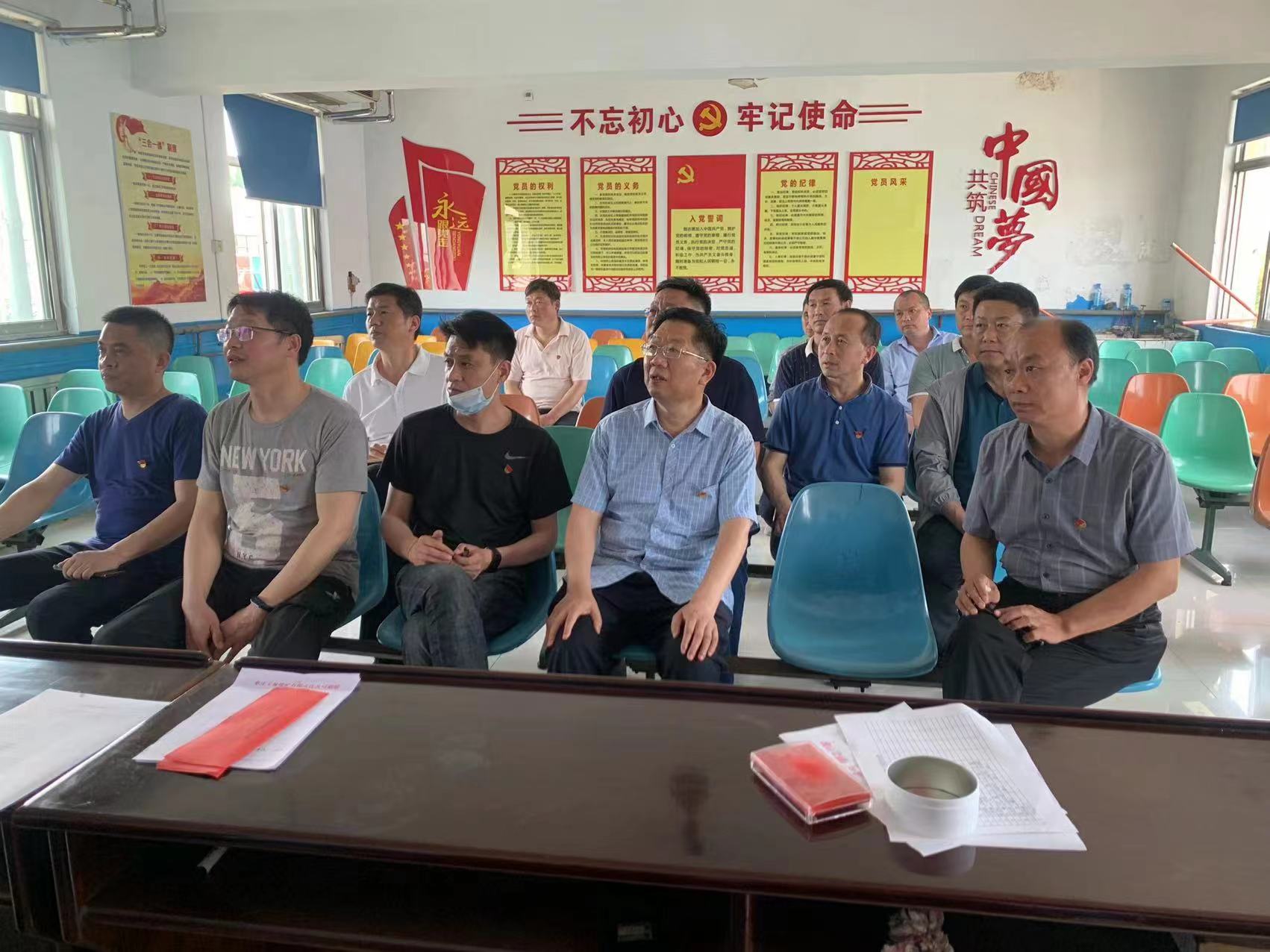 2e9fca354852fdf19d45648efa78172.jpg 2e9fca354852fdf19d45648efa78172.jpg