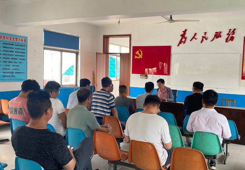 c83adec272194afb95dd71607d99aaa.jpg c83adec272194afb95dd71607d99aaa.jpg